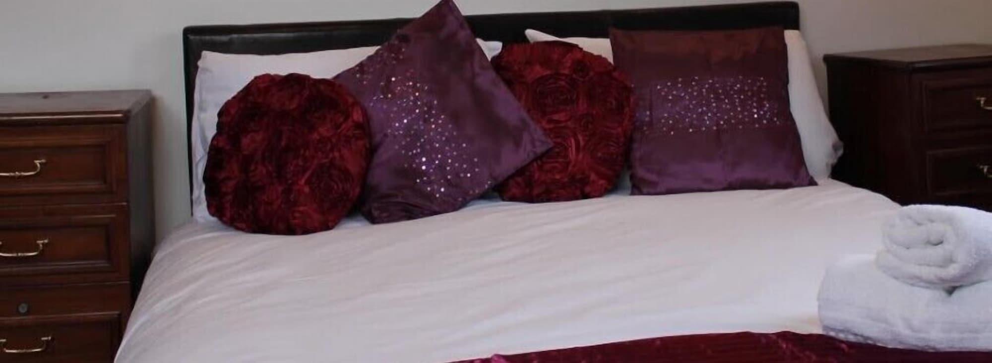 The George Hotel Stansted Airport Bishop's Stortford Bagian luar foto